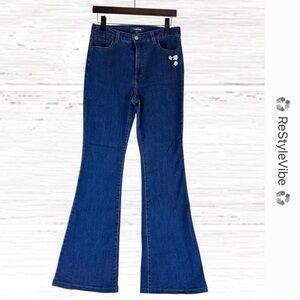 MODCLOTH Women’s Size 8 Denim Jeans Bootcut Style High Rise Fit Stretch